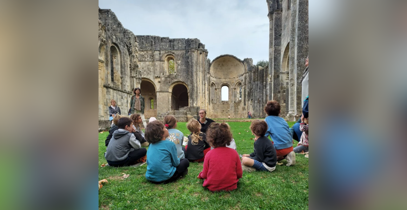 Visite contée, théâtralisée "L'abbaye des 5 sens" à l'Abbaye de la Sauve Majeure
