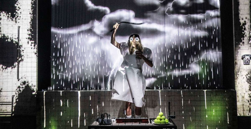 Spectacle "Olalaland" au Théâtre National Bordeaux Aquitaine