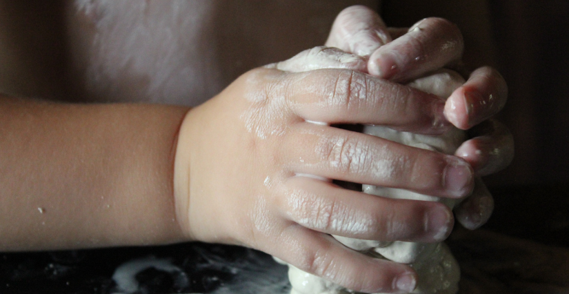 Atelier baby argile pour les 10-24 mois et 2-4 ans à Bordeaux