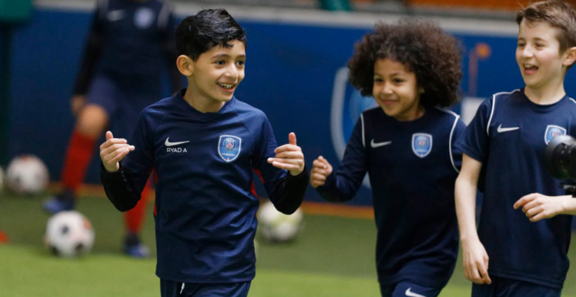 Stage de foot de la PSG Academy pour enfants dès 4 ans au UrbanSoccer de Bordeaux-Mérignac