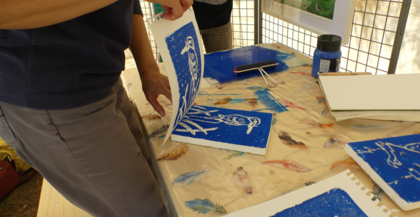 © Terres d'Oiseaux Atelier créatif Linogravure à Terres d'Oiseaux