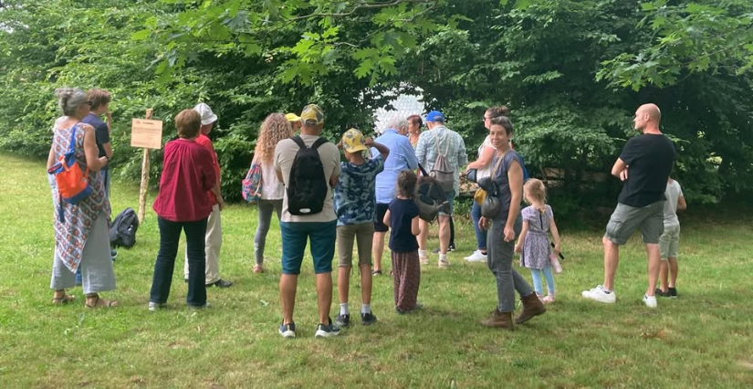 Balade en forêt à la découverte du sentier "Demain la Double" au Fieu