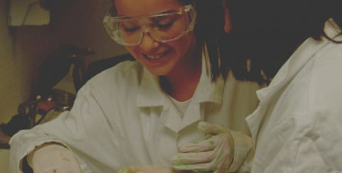 Atelier enfant "chimie verte" à Cap Sciences, Bordeaux